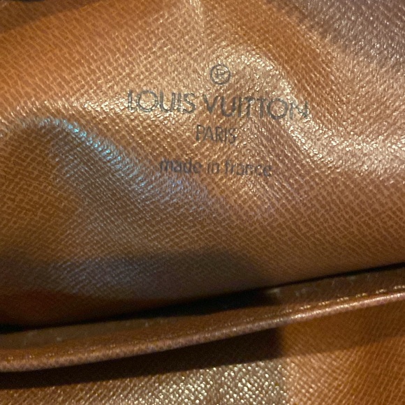 LOUIS VUITTON Monogram Canvas Crossbody Danube LG Vintage - Picture 4 of 10